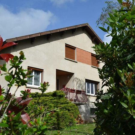 Le Nid De L'Ecureuil Bed & Breakfast Brens  Exterior photo